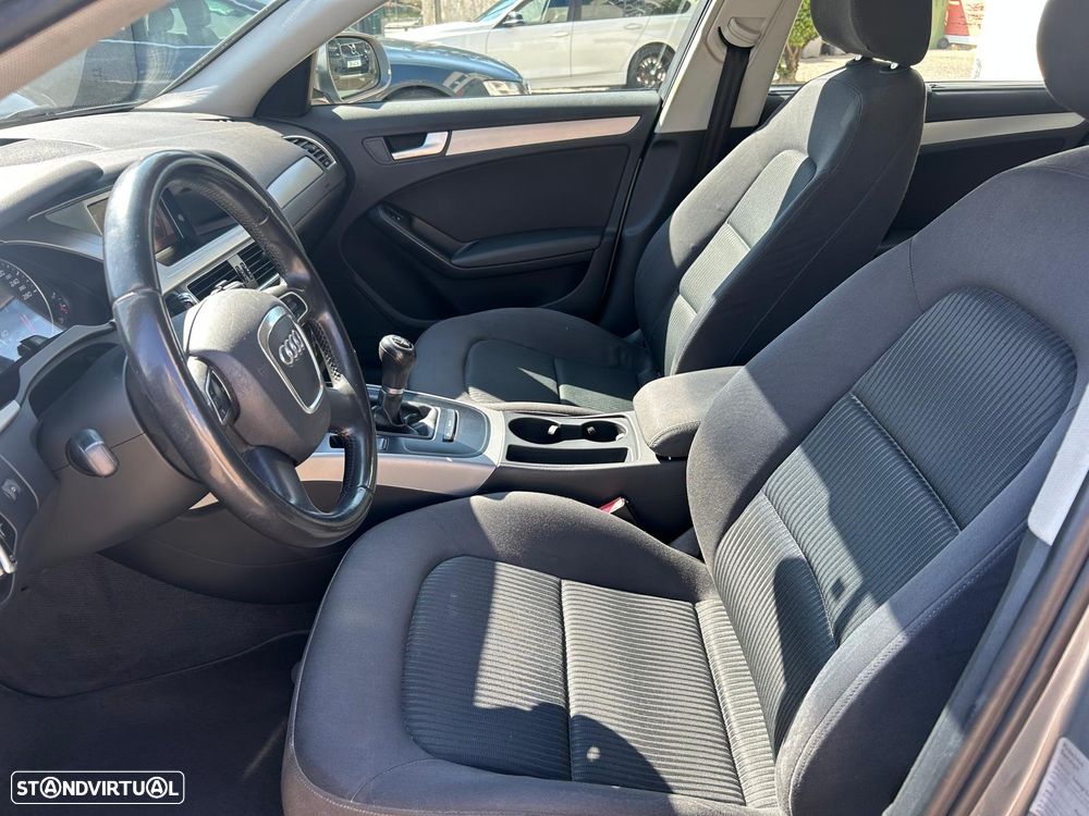 Audi A4 Avant 2.0 TDI e DPF Attraction - 14