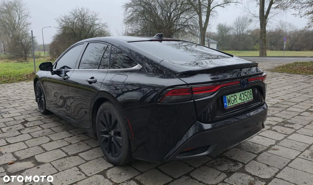 Toyota Mirai Executive - 13
