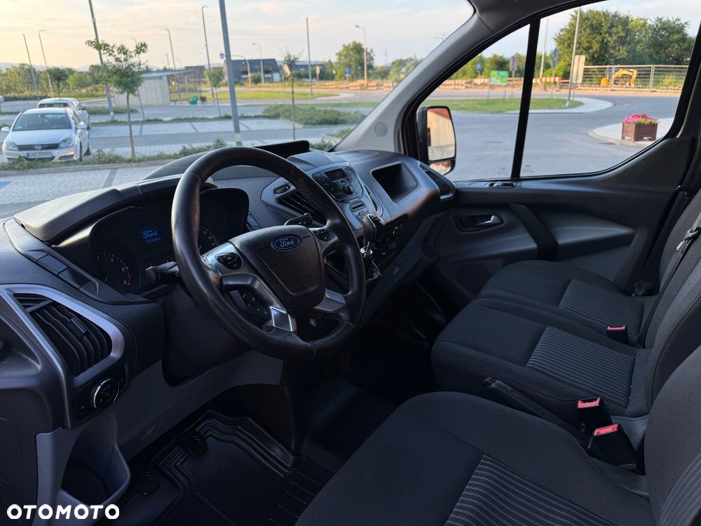 Ford Transit Custom - 11