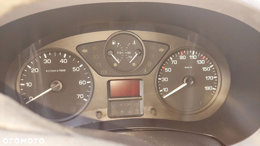 Citroën Berlingo 1,6HDI90 - 6
