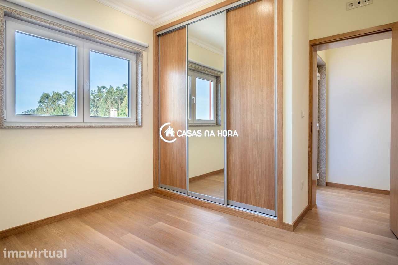 Moradia | Condomínio Fechado Moradias | Sandim - Grande imagem: 5/24