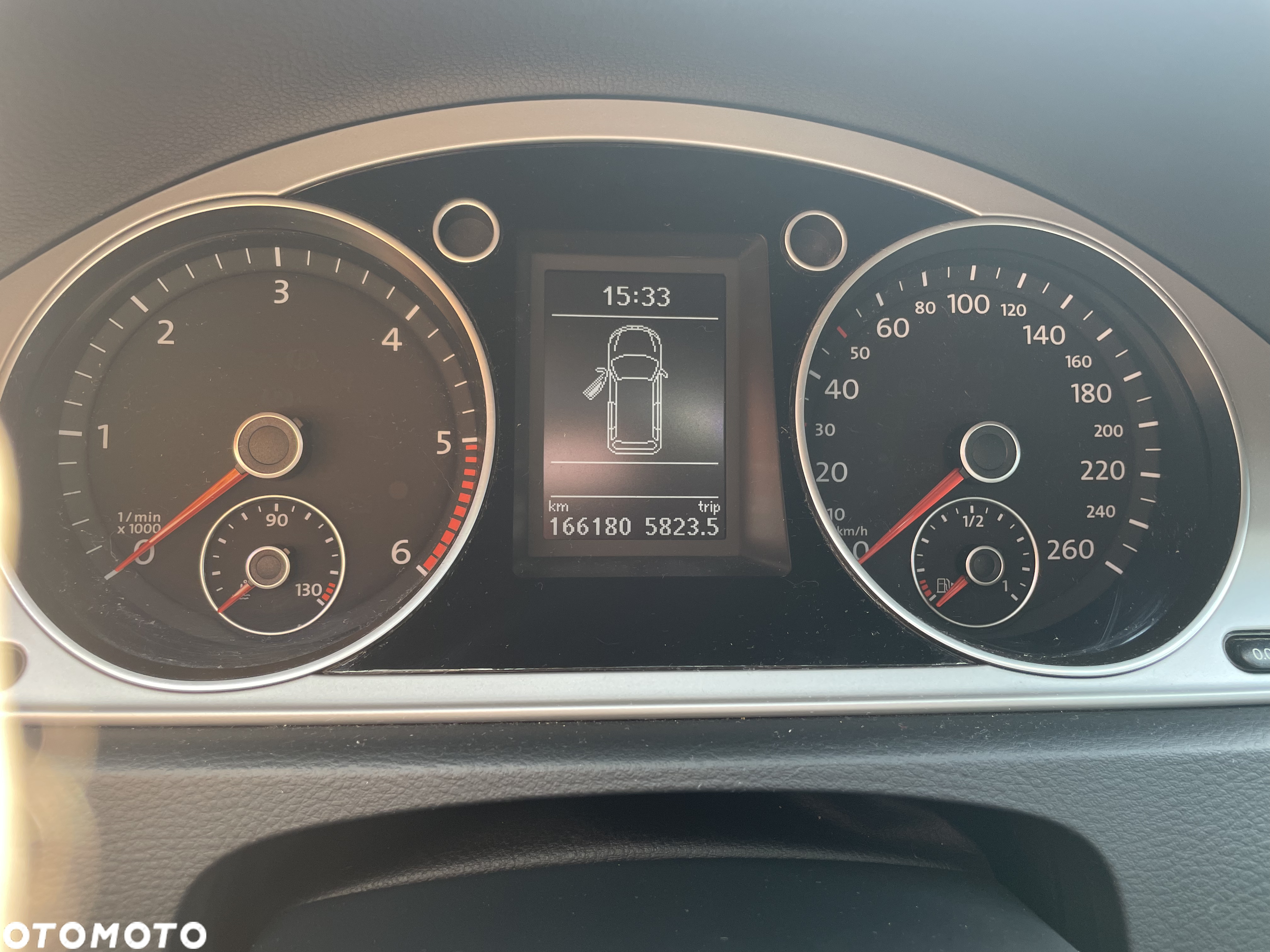 Volkswagen Passat - 8