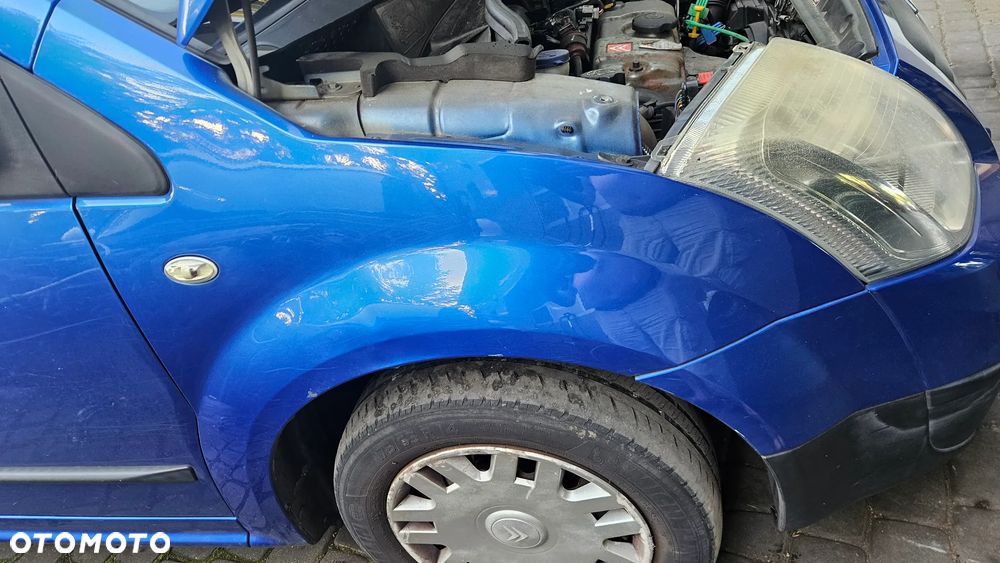 Citroen C2 błotnik  przód przedni prawy  KMHC - 1
