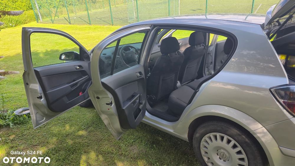 Opel Astra 1.6 - 8