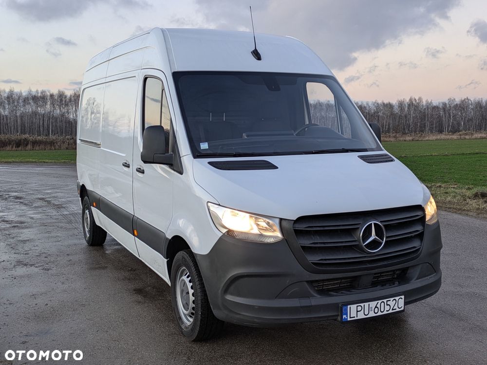 Mercedes-Benz Sprinter - 4