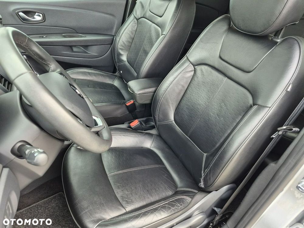 Renault Captur - 22