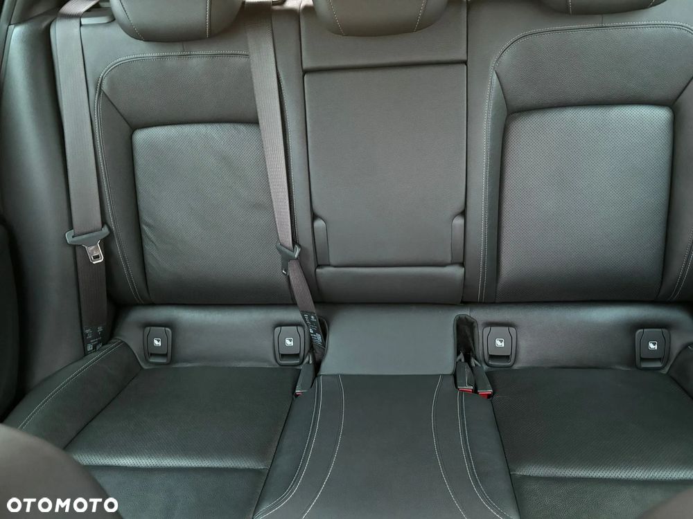 Opel Astra 1.6 Turbo Start/Stop Dynamic - 25