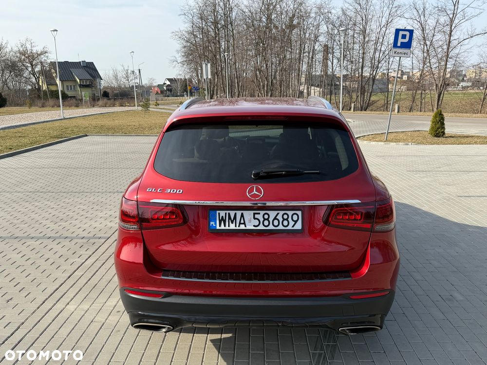 Mercedes-Benz GLC - 8