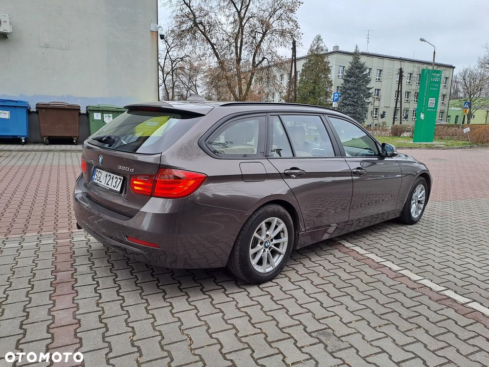 BMW Seria 3 320d - 5