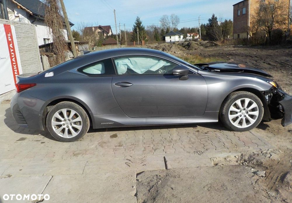 Lexus RC - 15