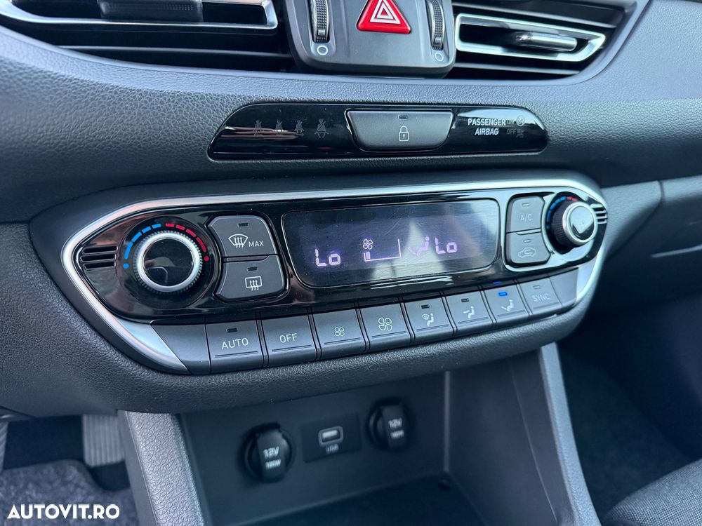 Hyundai i30 1.5 T-GDI MHEV 160CP Highway - 13