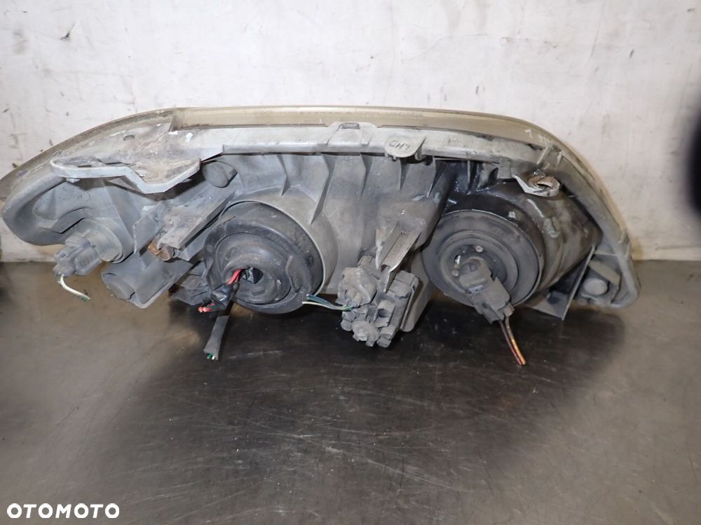 LAMPA LEWA PRZEDNIA TOYOTA COROLLA E12 - 6