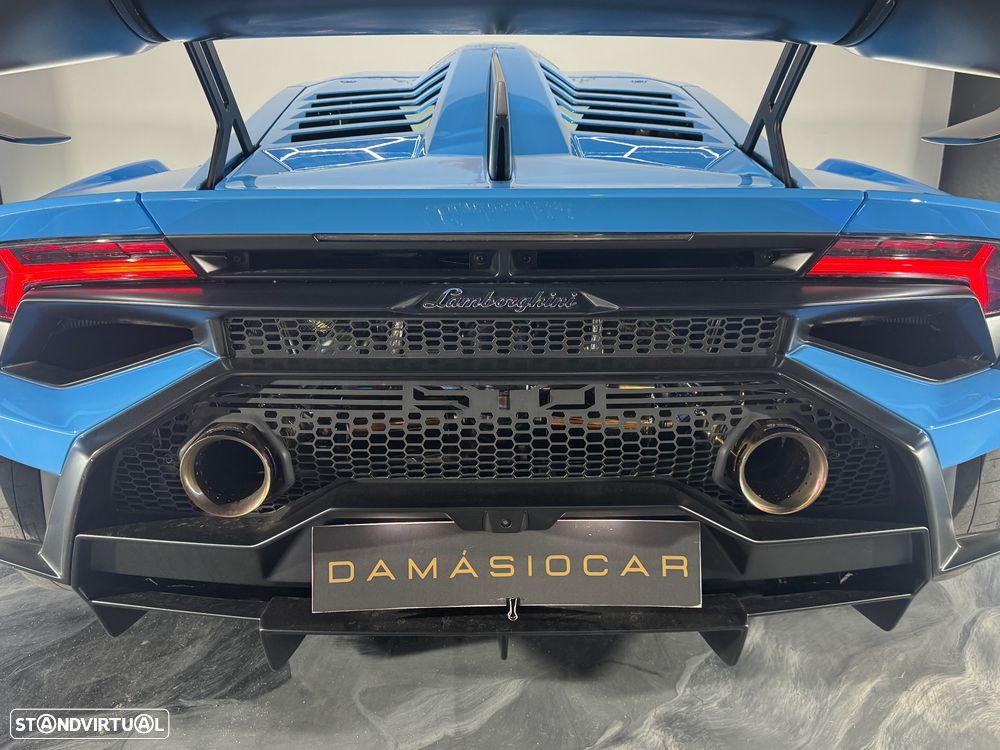 Lamborghini Huracán STO - 11