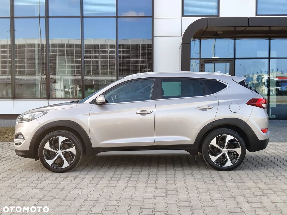 Hyundai Tucson - 8
