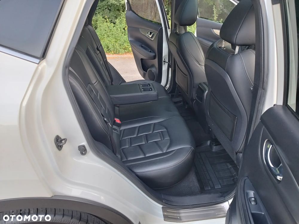 Nissan Qashqai 1.2 DIG-T 360 - 26