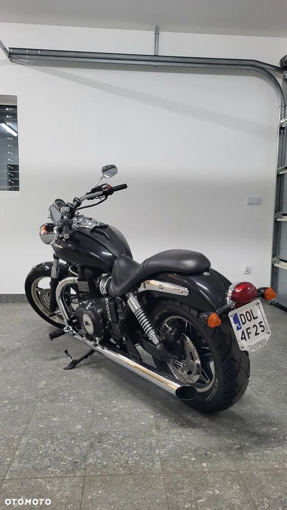 Triumph Speedmaster - 6