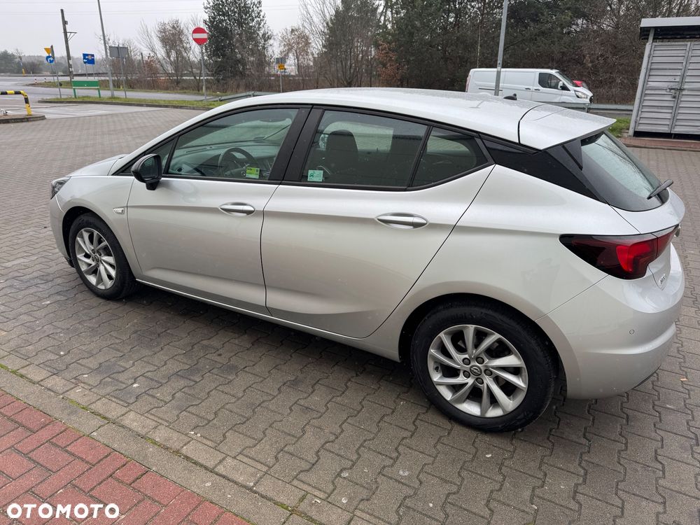 Opel Astra 1.2 T Edition S&S - 8