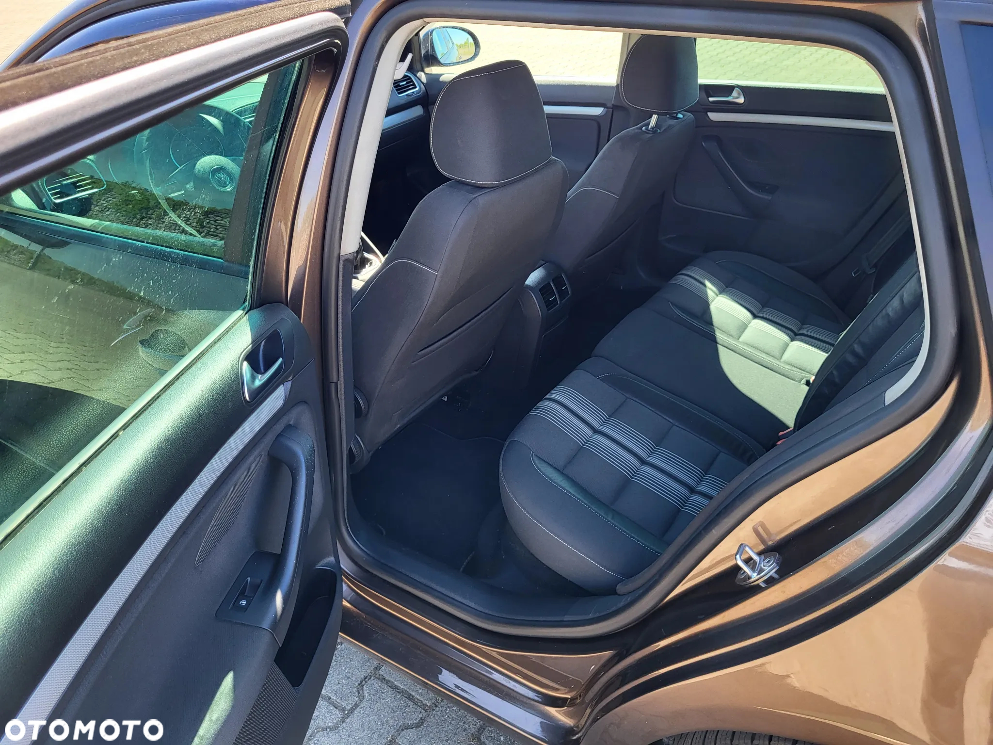 Volkswagen Golf VII 1.2 TSI BMT Trendline - 17