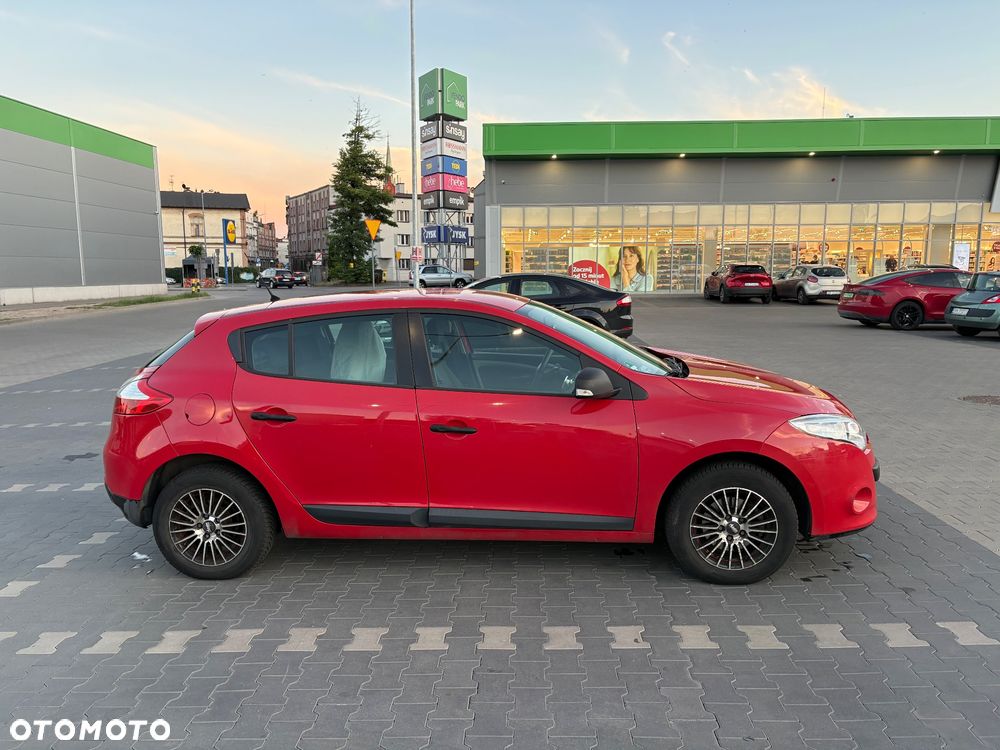 Renault Megane 1.6 16V Color Edition - 3