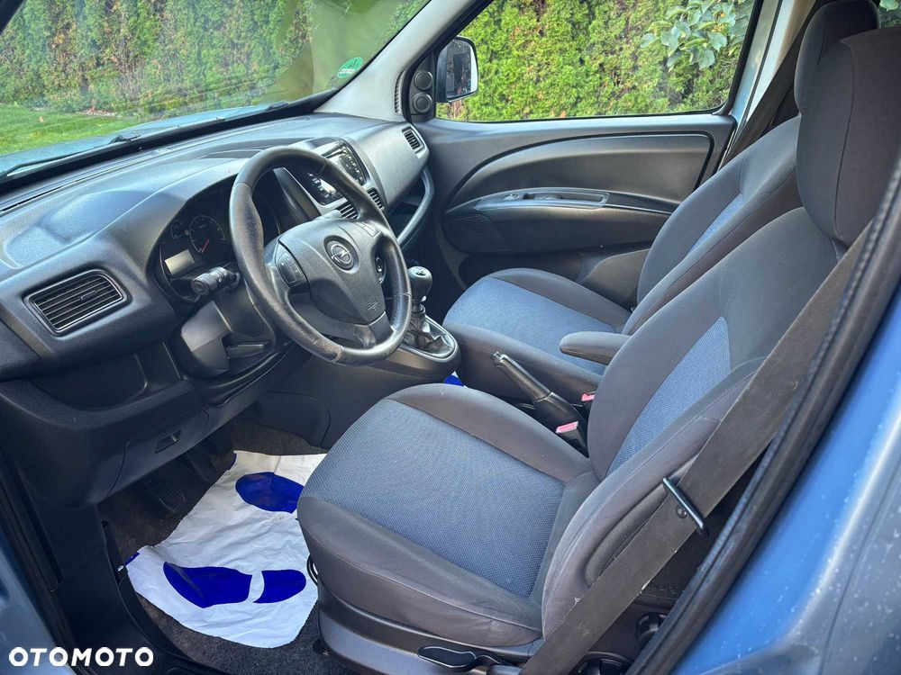 Opel Combo 2012 photo 4