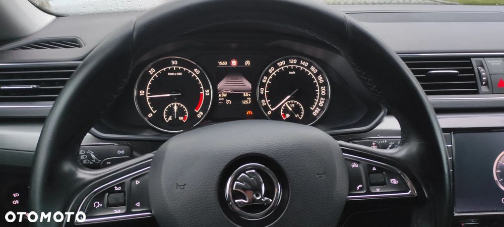 Skoda Superb 2.0 TDI 4x4 DSG SportLine - 15