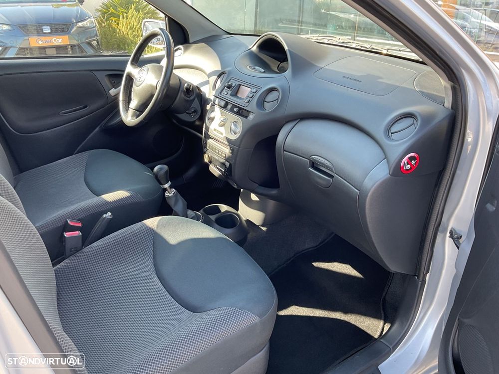 Toyota Yaris 1.0 In-Pack - 27