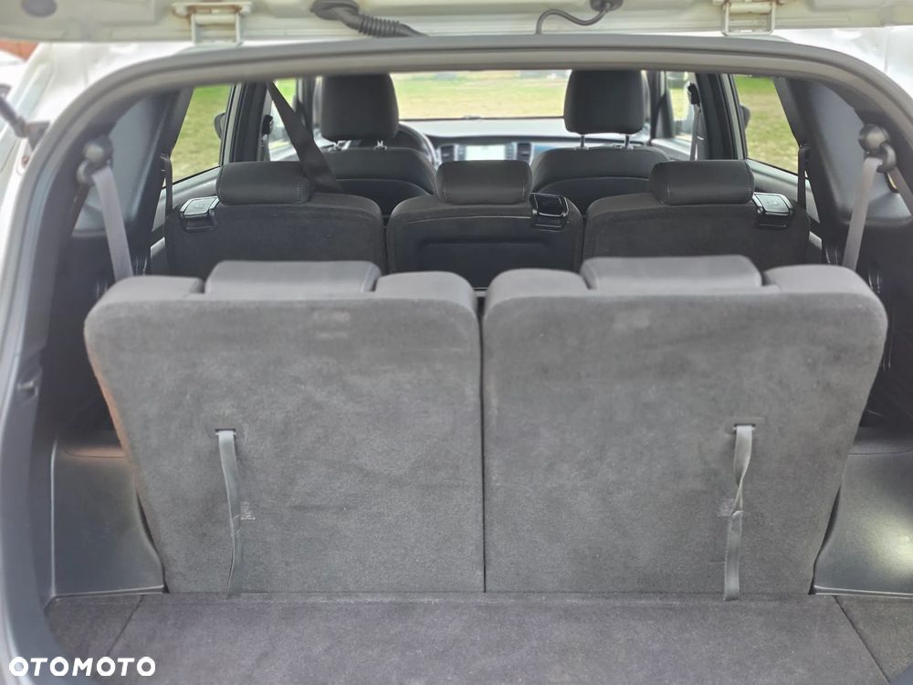 Kia Carens 1.6 GDI Business Line 7os EU6 - 17