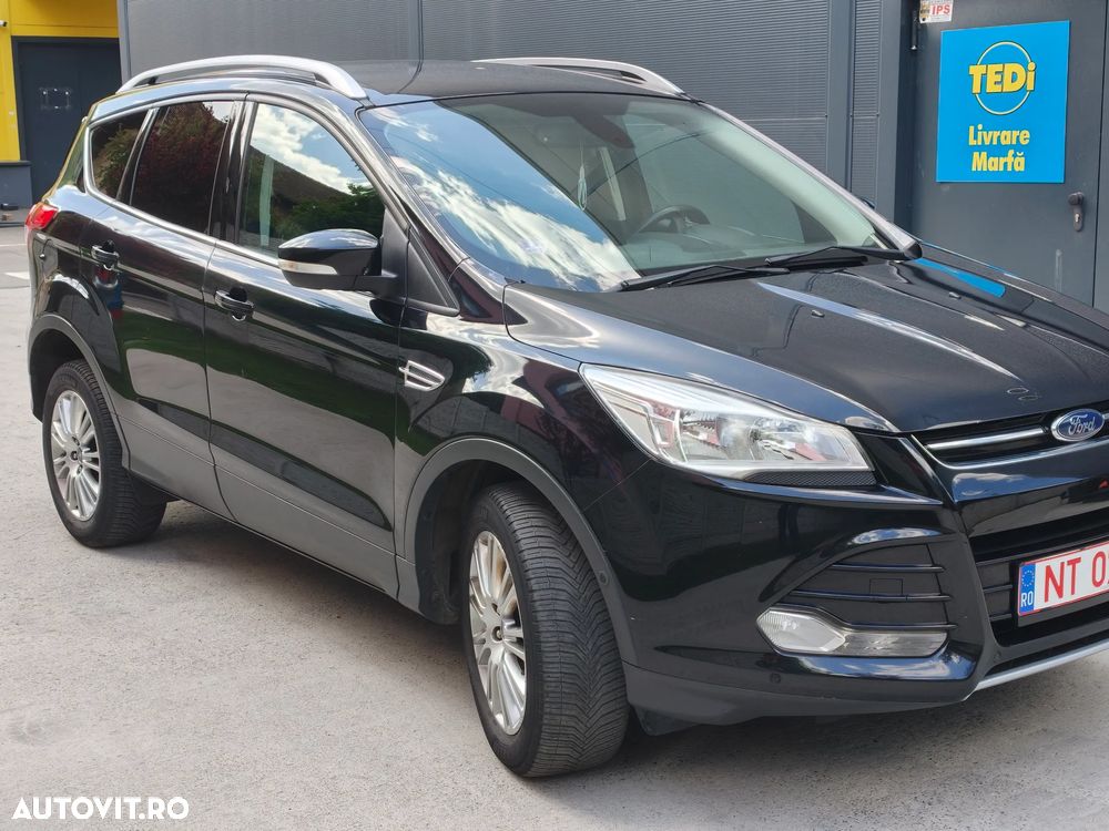 Ford Kuga 1.6 EcoBoost 2x4 Titanium - 2