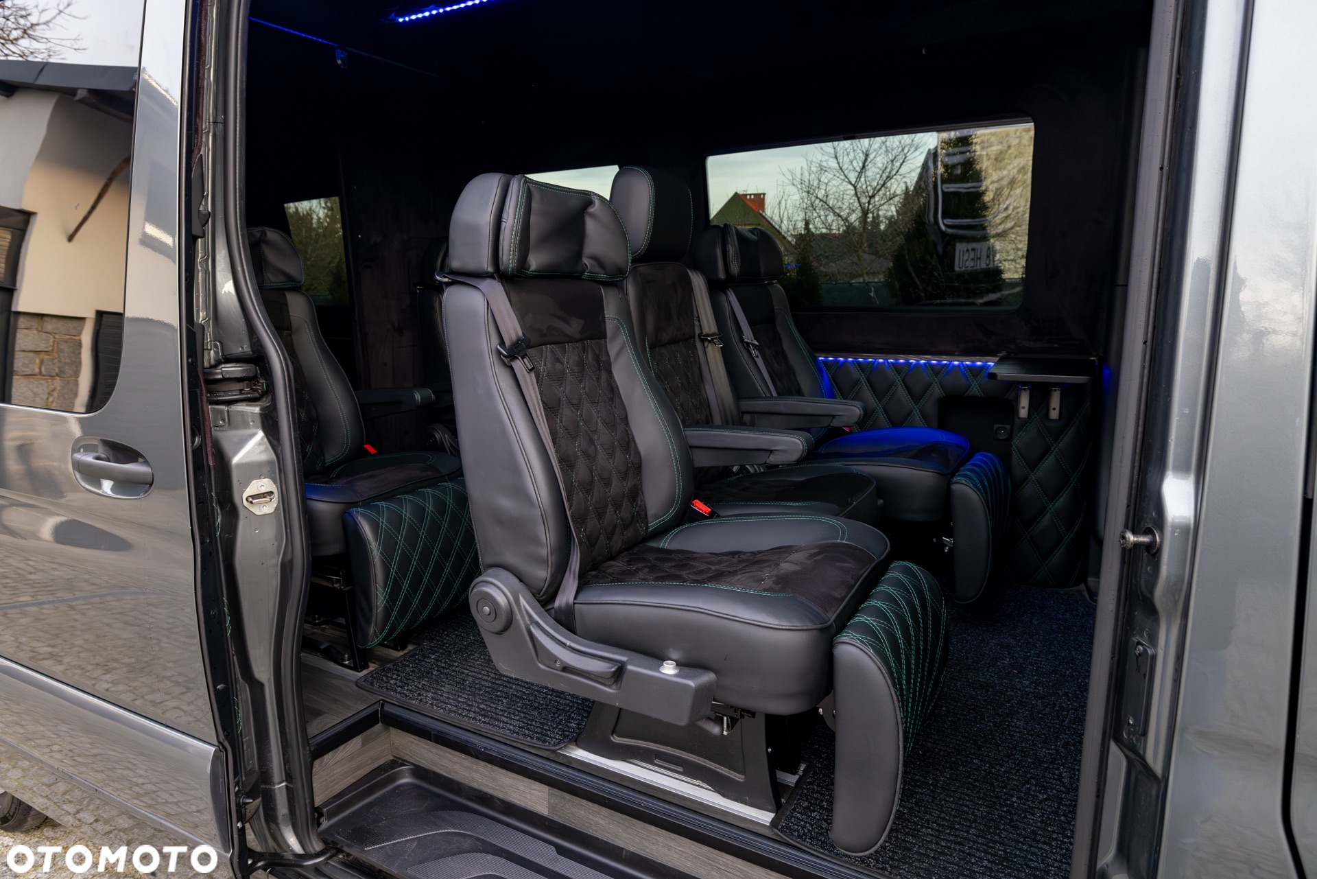 Mercedes-Benz Sprinter - 16