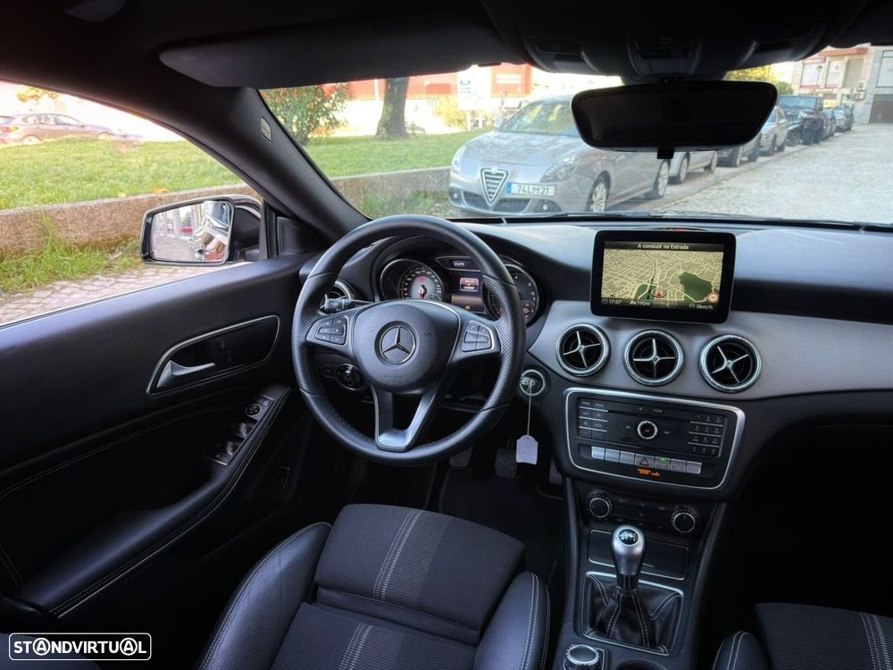 Mercedes-Benz CLA 180 d Shooting Brake Urban - 21