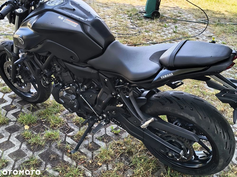 Yamaha MT - 8