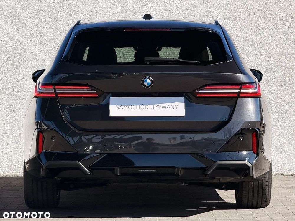 BMW Seria 5 540d xDrive mHEV - 34