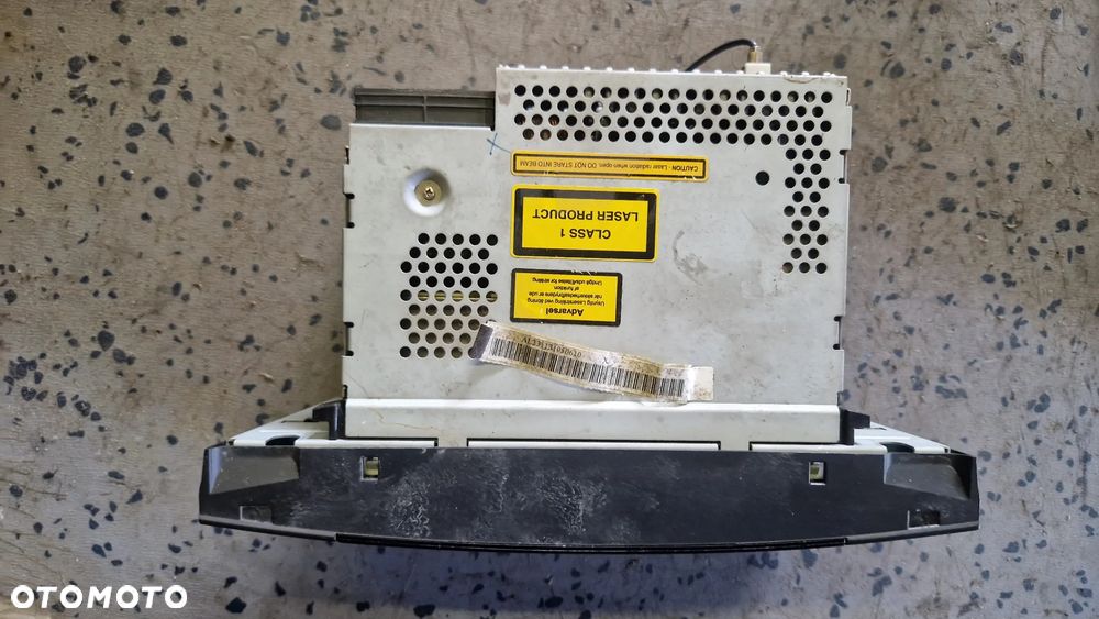 MERCEDES W211 RADIO FABRYCZNE A2118209889 - 2