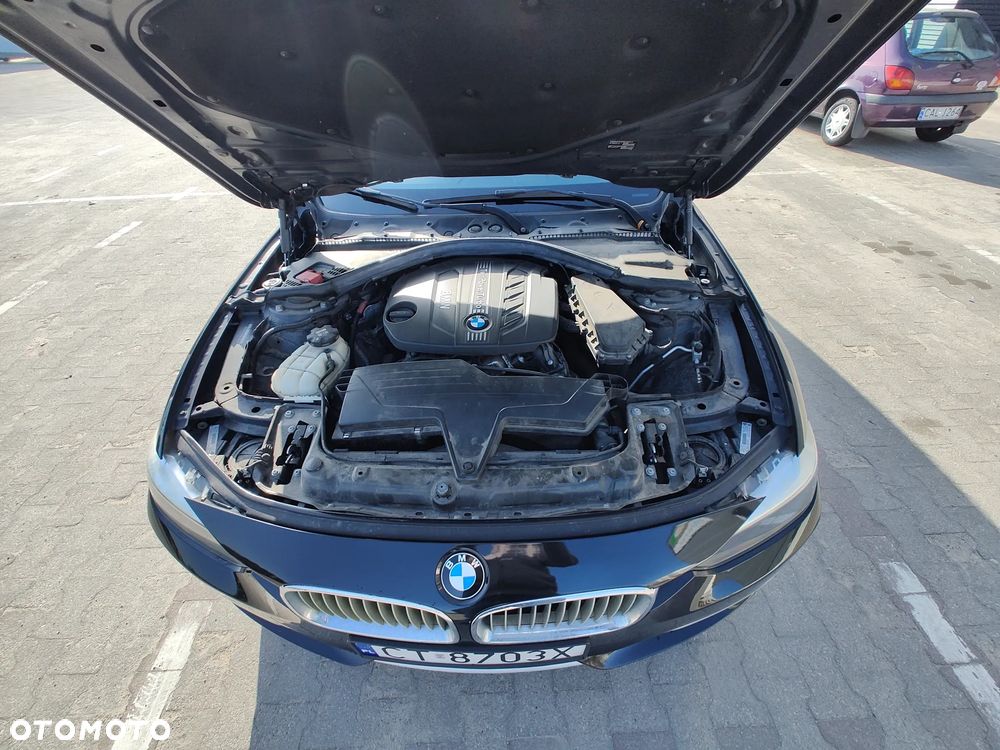 BMW Seria 3 316d Edition Luxury Line Purity - 24