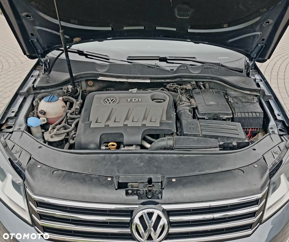 Volkswagen Passat - 7