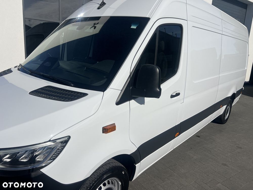Mercedes-Benz Sprinter - 3