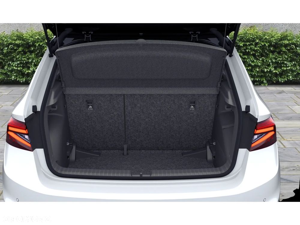 Skoda Fabia - 4