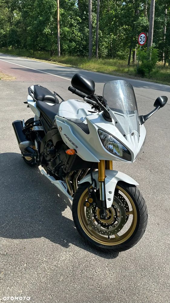 Yamaha FZ8 - 2