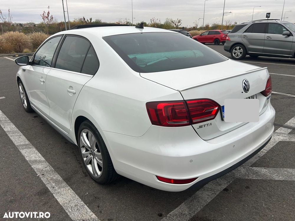 Volkswagen Jetta - 28