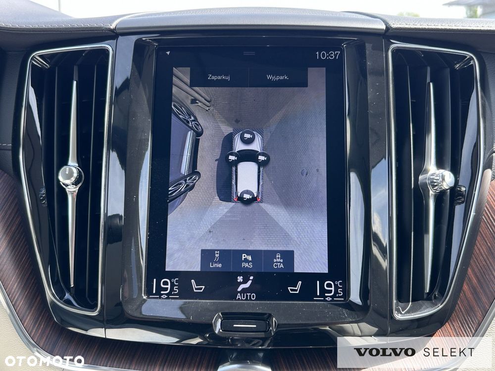 Volvo XC 60 - 22