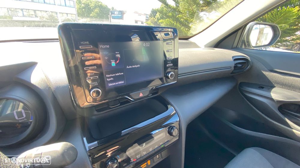 Toyota Yaris Cross 1.5 HDF Comfort - 34