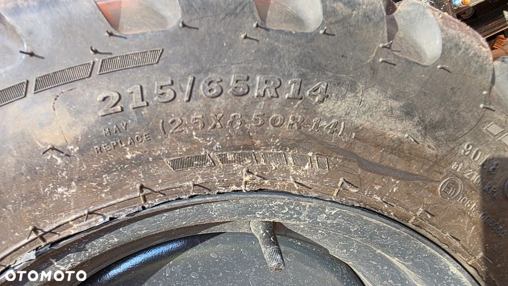 Mitsubishi Tafe 6028 - 15