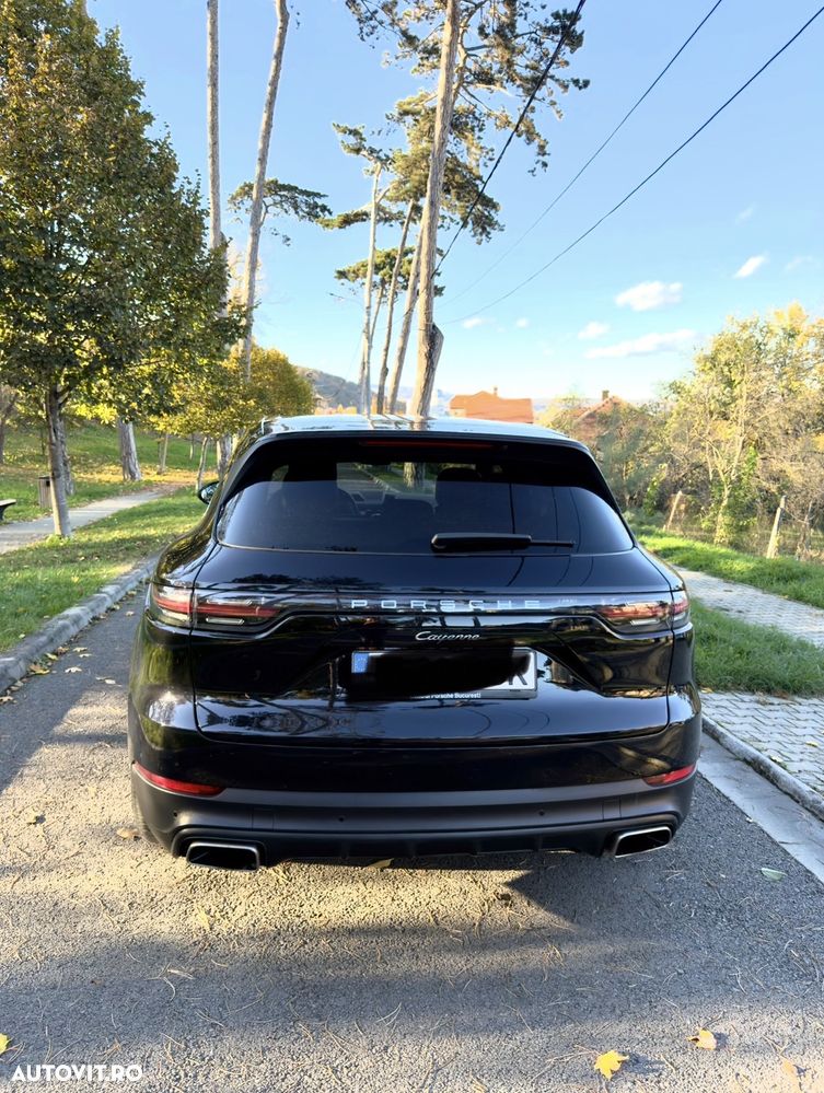 Porsche Cayenne Hybrid 3.0 L S E - 4