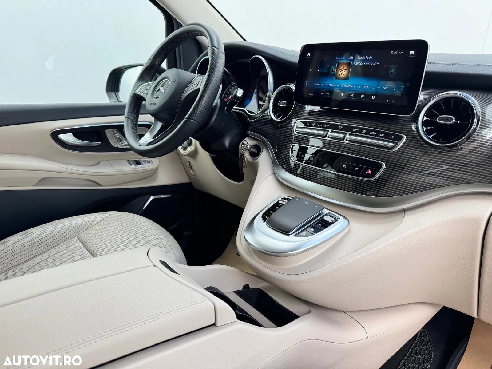 Mercedes-Benz V 300 d Combi Lung 237 CP AWD 9AT - 22