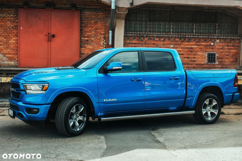 RAM 1500 Crew Cab Laramie - 8