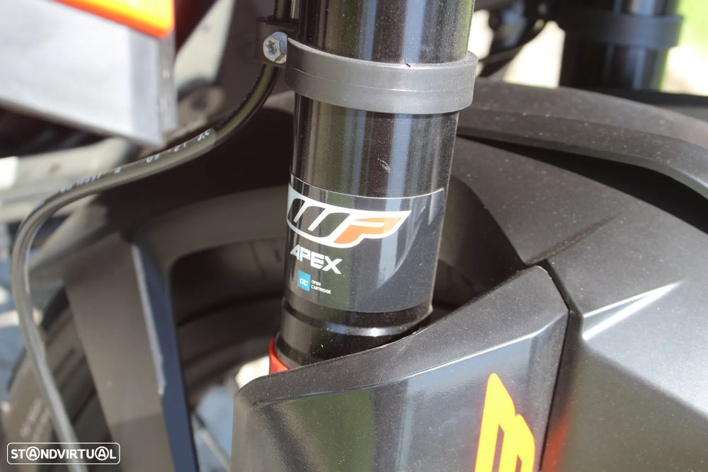 KTM 890 ADVENTURE S - 21