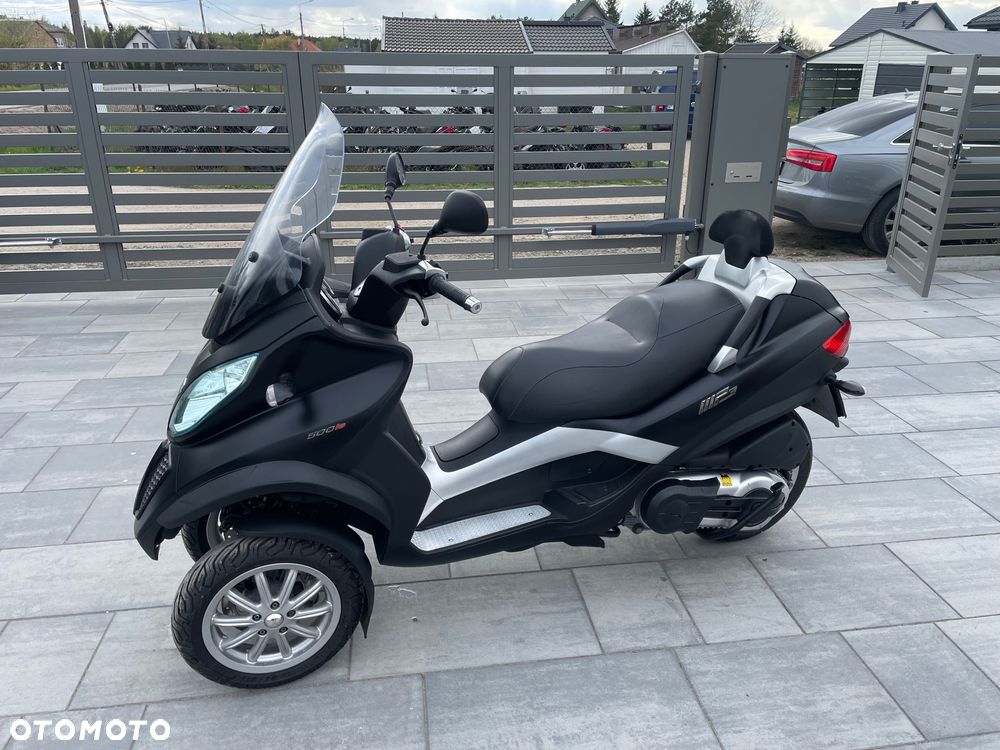 Piaggio MP-3 - 10