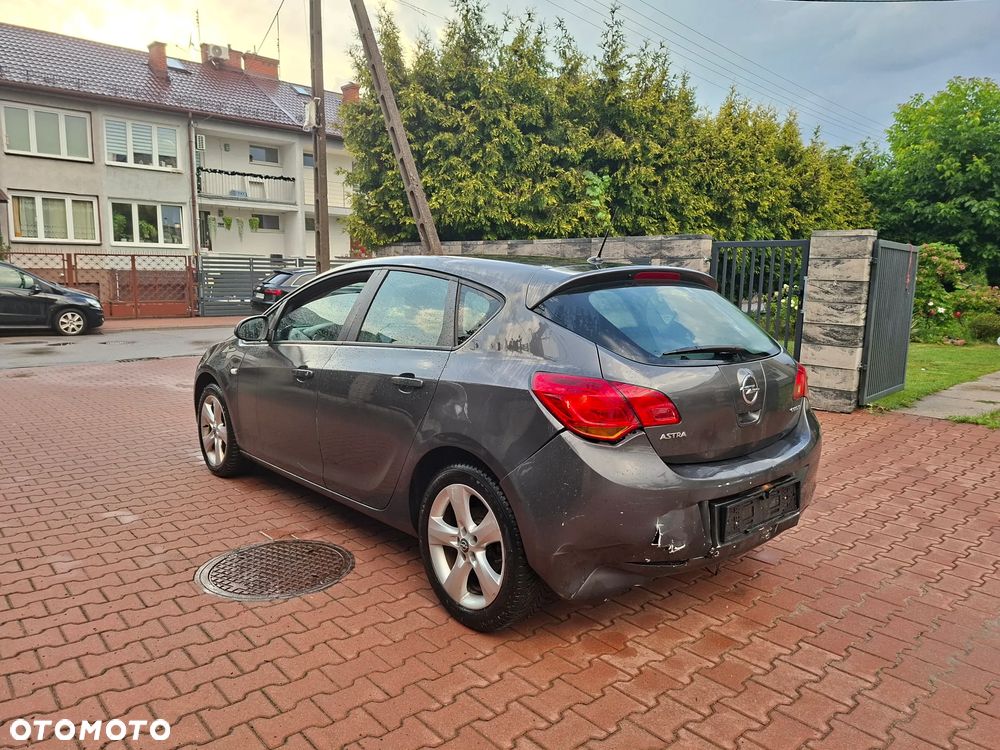 Opel Astra 1.4 ecoFLEX - 7