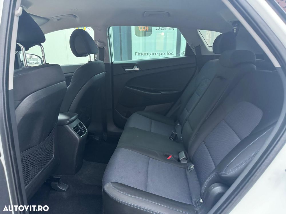 Hyundai Tucson - 13