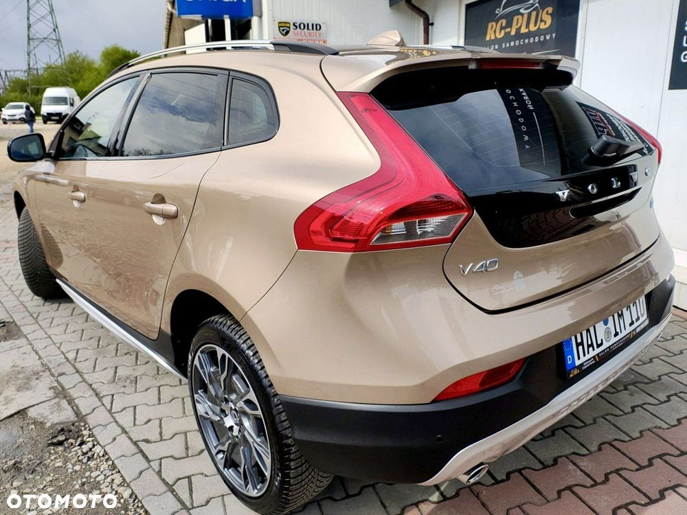 Volvo V40 Cross Country D3 Geartronic Summum - 6